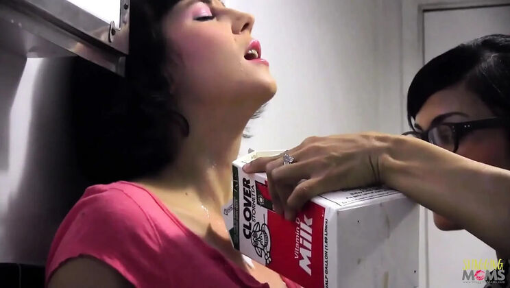 Lesbian Photographer Seduces Young Girl - Coral Aorta & Sasha Heart Fingering & Ass Eating