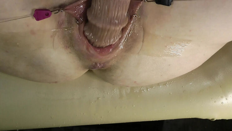 Deep Keely Extreme Pussy Pumping & Squirting Fetish - Close-Up Gaping & Dildo Fucking Part 2
