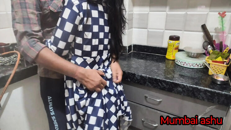 Desi Indian Husband Fucks Wife Hardcore in Kitchen - Mumbai Ashu Anal Doggy Style Creampie