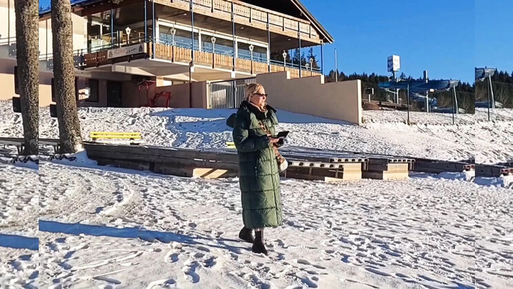 Amateur Blonde MILF Selena701 Fucks Hard After Outdoor Walk - German Mature Homemade Sex