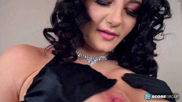 Lovely Vanessa Big Tits Solo - Hairy Pussy Brunette in Pantyhose Spreads