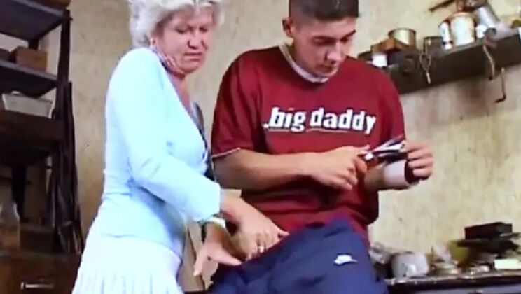 Hairy Blonde MILF Effie Big Ass Fuck Cum in Mouth