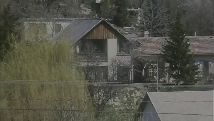 Italian Stallion Fucks Stepmom and Stepsister Threesome - Kelly Trump, Sarah Young