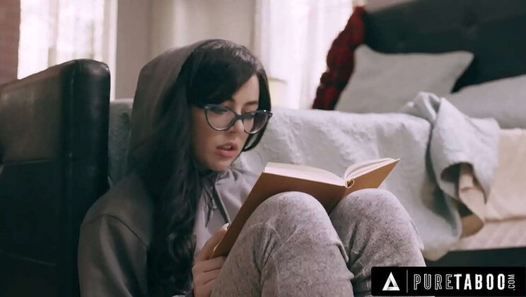 Whitney Wright shocked as she finds out her crazy hookup's girlfriend secret - rough doggystyle & sloppy deepthroat with Tommy Pistol