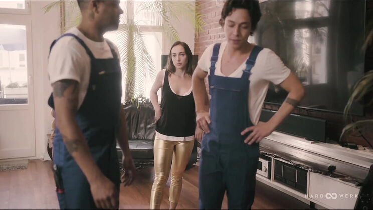 Double Penetration Teen: Ana B Takes Two Big Cocks in HD Threesome