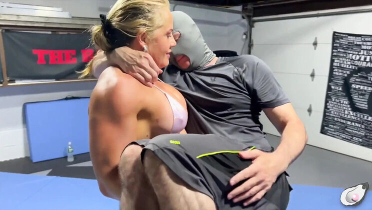 Amateur Blonde Bikini MILF Lift and Carry Strong Woman Domination HD