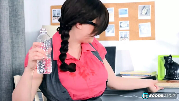 Tiggle Bitties Big Tits Cosplay Solo Masturbation in Park - Full & Juicy HD Video