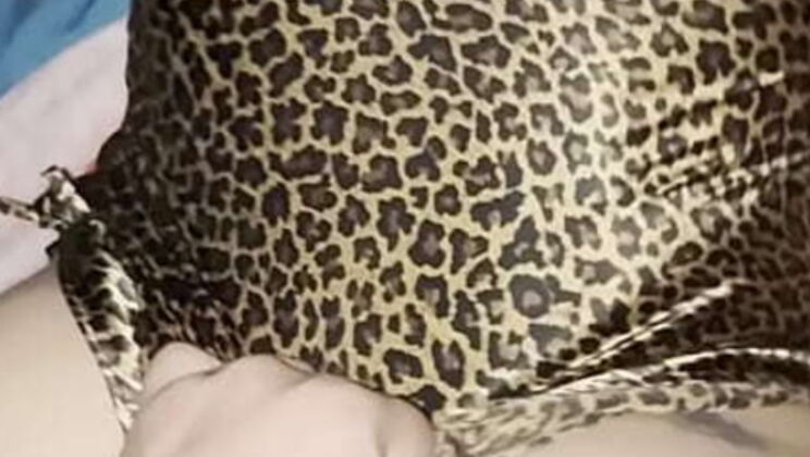 Step Mom Big Booty Caught Looking - Tuchaparrita Gets Filled With Cum