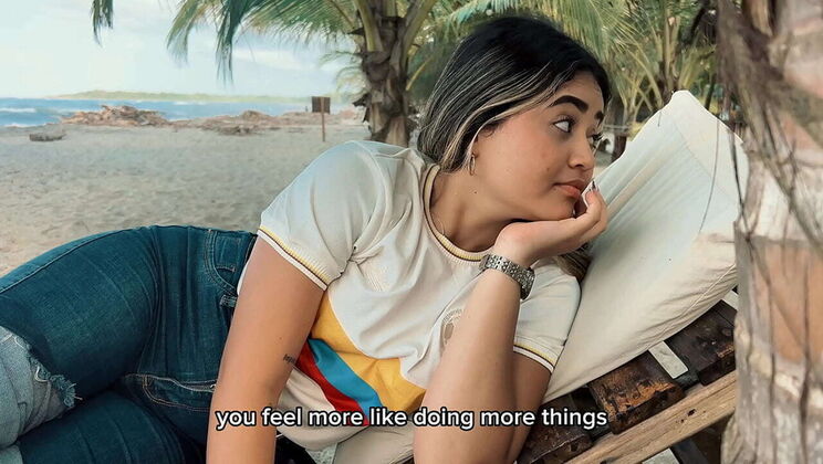 Blonde Teen Yohamedi1 Surprises Danny Medina With Unexpected Beach Blowjob