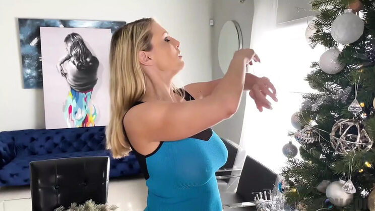 Busty Blonde MILF Joslyn Jane Gets Filled With Creampie By Big Dick JMac