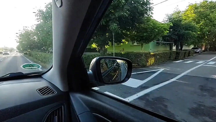 Horny Mature Step Mom Shows Sexy Legs in High Heels on Morning Office Drive