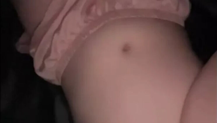 Pepper's Full Bladder Desperation: Squirting & Pissing Orgasm on Dildo