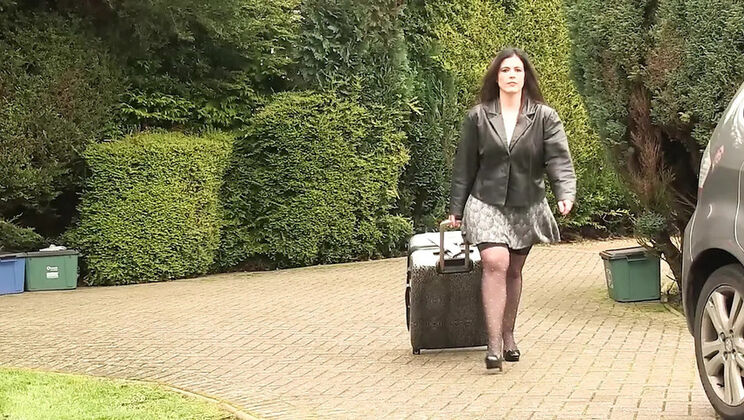 Lacey Starr Old and Young Lesbian Licking - Big Tits MILF and Teen Eat Pussy