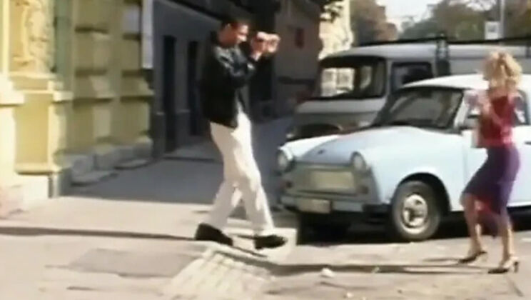 Blonde Dogging Anal: Huge Tits Blowjob & Cum in Mouth with Frank Gun, Dora Venter, Mandy Bright