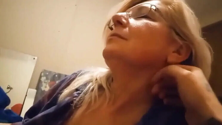 Stepmom Wants My Cock - Rob Strokes