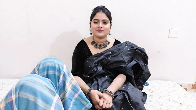 Indian Bhabhi Eshita Gets Classy Romance with Devar - Hot Handjob Fun