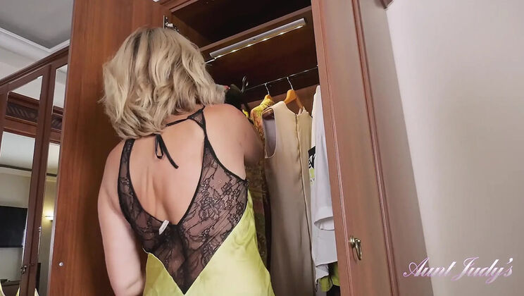 Hot Mature MILF Diana Douglas in Fishnet Stockings Loves to Cum for You
