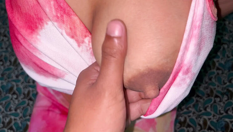 Desi Indian Teen Eats Pussy and Gets Fucked Hardcore