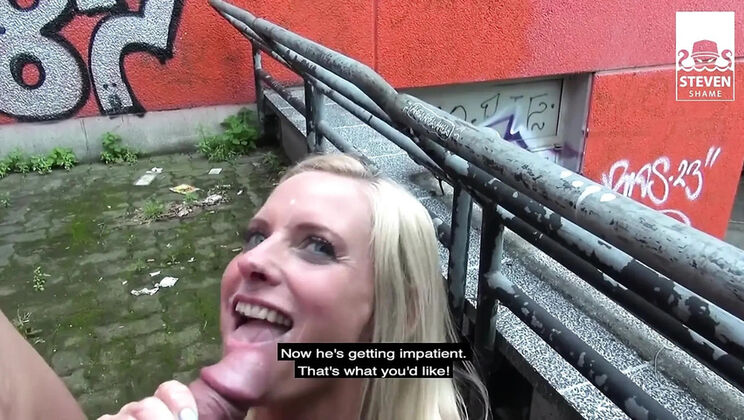 Two Guys Share a Blonde Milf's Pussy in Hard Outdoor Threesome