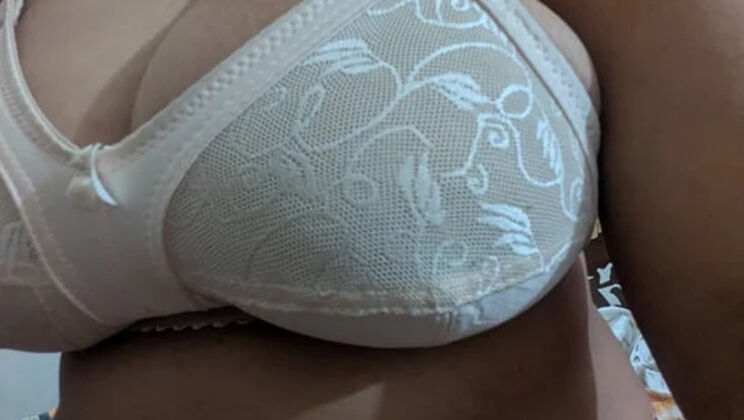 Zara Bhabi Fucks with Friends - Hot MILF Homemade Action