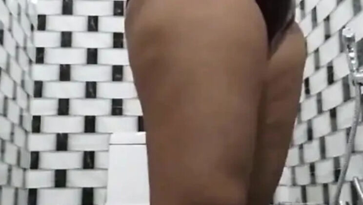 Big-Titted Latina Amateur Wants Hard Fucking