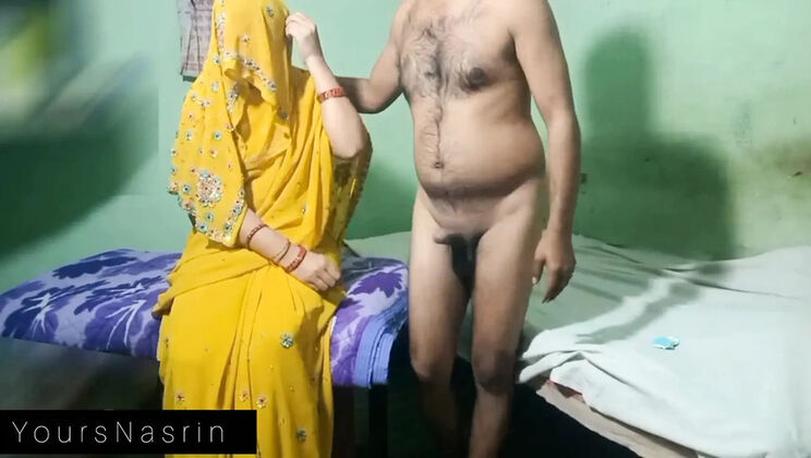 Big Ass Saree Bhabhi Moans Loud During Desi Anal Fuck