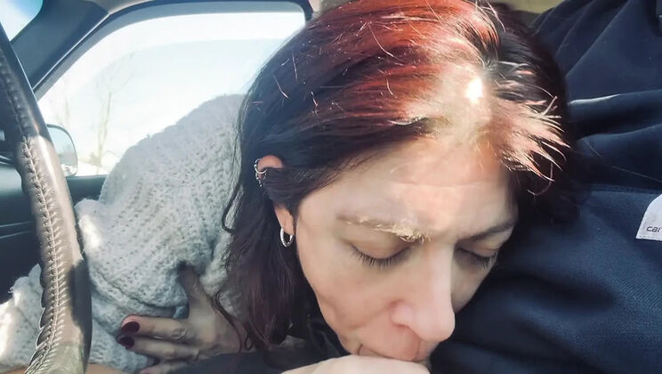 Alici's Amazing Amateur Blowjob and Cum Swallow in the Car