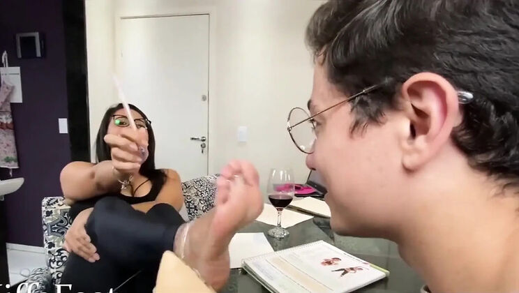 Goddess Kiffa Gives a Foot Worship Lesson to Her Lucky Student