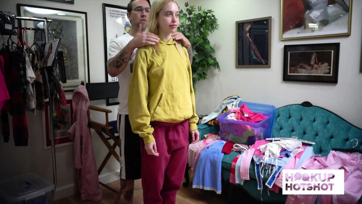 Chloe Cherry Shows Off Her Perky Tits and Pussy Backstage