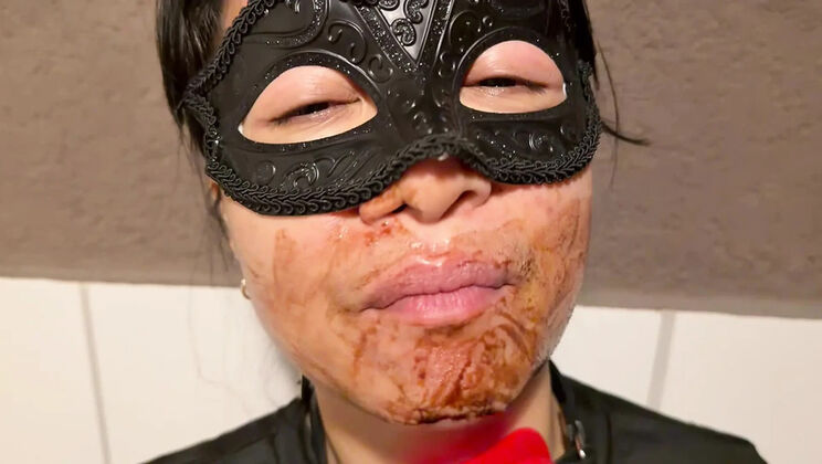 Mila Manila amateur blowjob and deep throat gets face fucked with chocolate