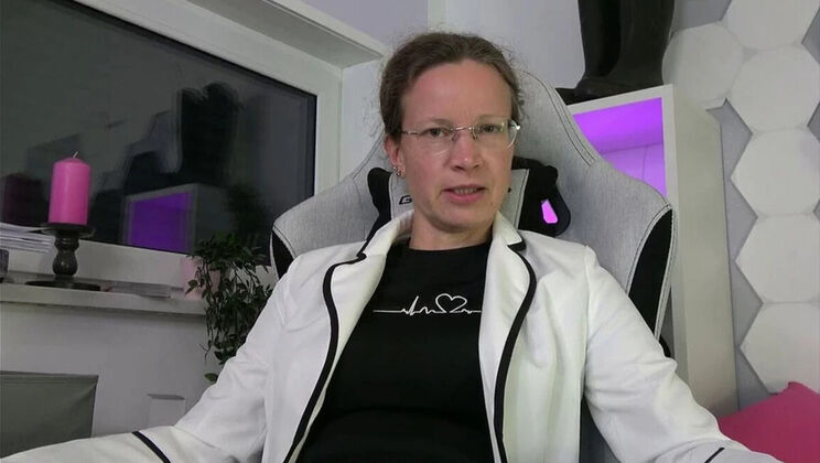 Femdom MILF in Glasses Humiliates Loser with Small Dick – Amateur HD