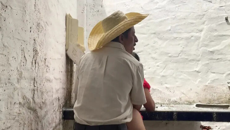 Stepfather fucks busty stepdaughter with big ass in abandoned house