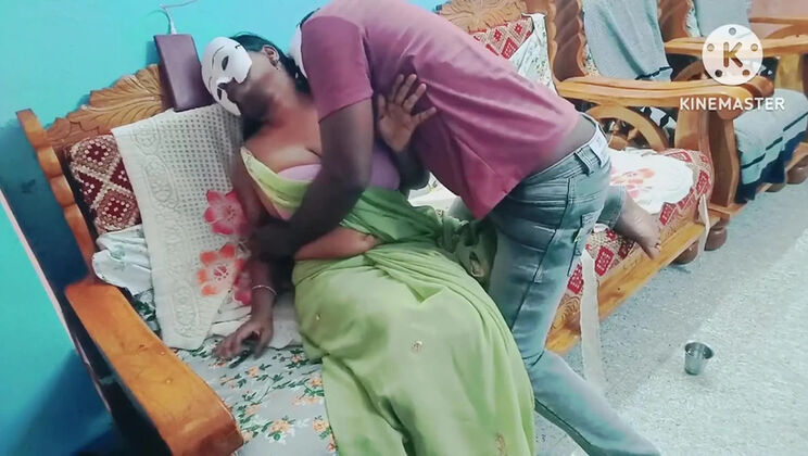 My Stepdaughter's Husband Enchanted by My Big Natural Tits - Tamil Hot Aunty Sex