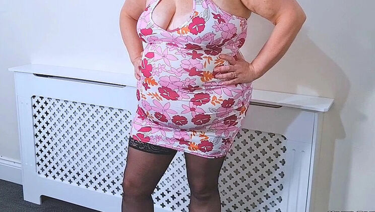 HotWife BBW Curves - Mature BigTits Slut Cheating Aunt