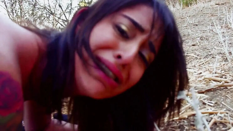 Penelope Stone takes huge cock outdoor facial